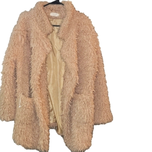 SAGE The Label Tan/ Cream Shag Jacket Size Large - Picture 2 of 4